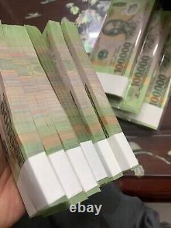 5 000 000 Dongs Billets de banque vietnamiens de 50 notes X 100 000 VND Billets en polymère UNC