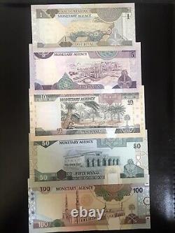 Lot de 1 100 billets de banque saoudiens de 1983/1984, non circulés