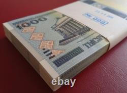 Monnaie du Belarus / billets de banque 1000 roubles 2000, P-28b, 100 pièces UNC